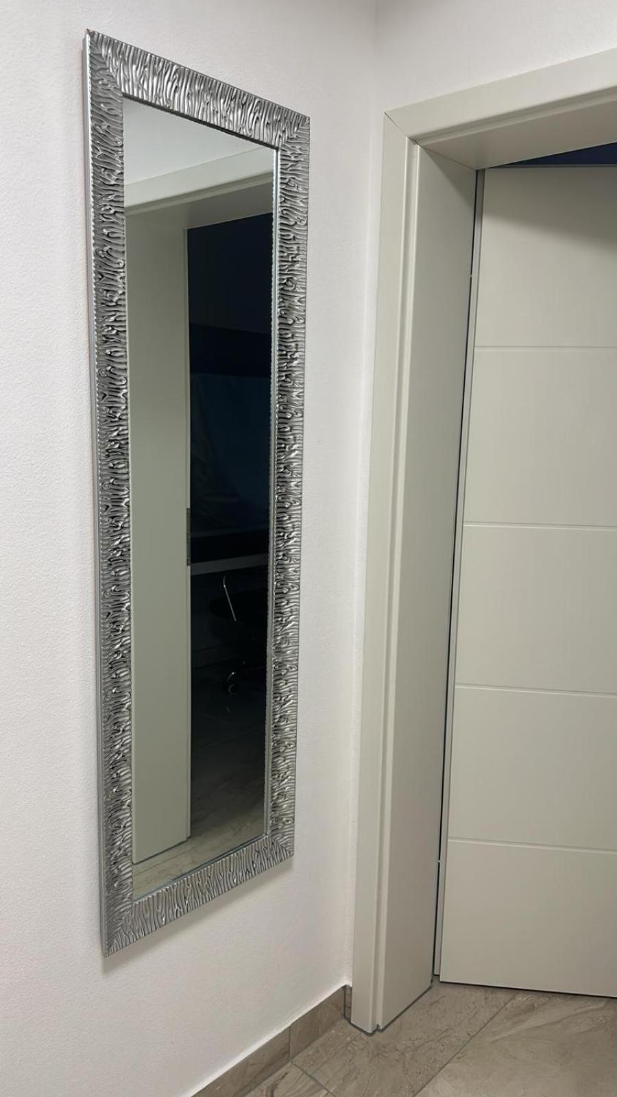 One Bedroom Souterrain With Kitchen And Personal Bathroom München